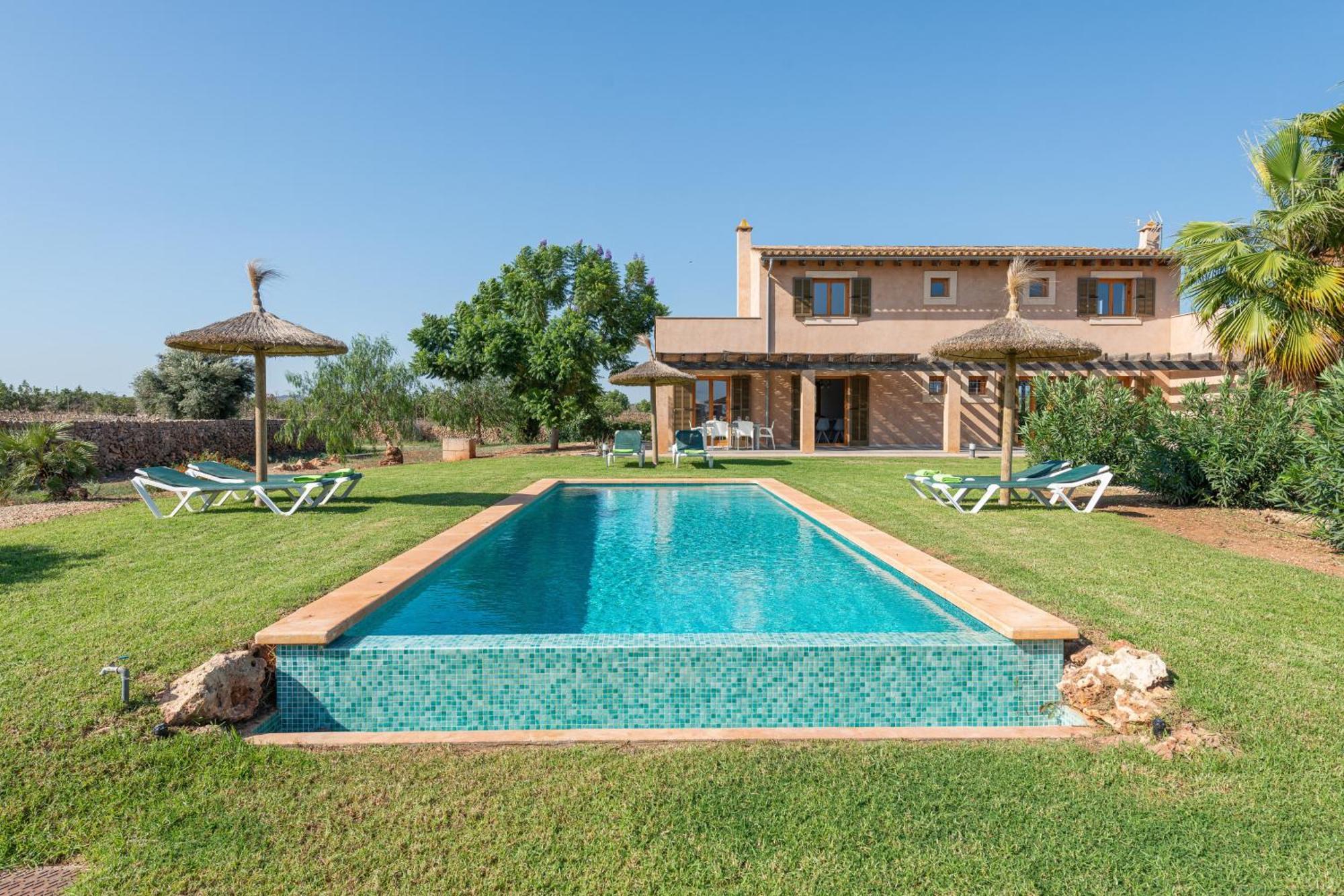 Es Regalo - Pergola Villa