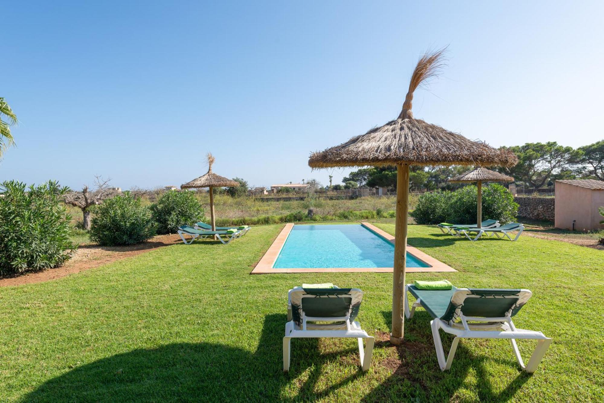 Es Regalo - Pergola Villa